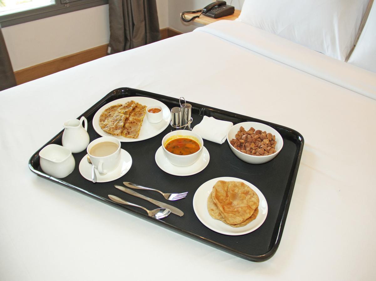 OYO 11594 Hotel TVS New Delhi Buitenkant foto