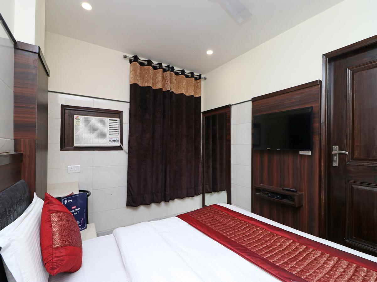 OYO 11594 Hotel TVS New Delhi Buitenkant foto